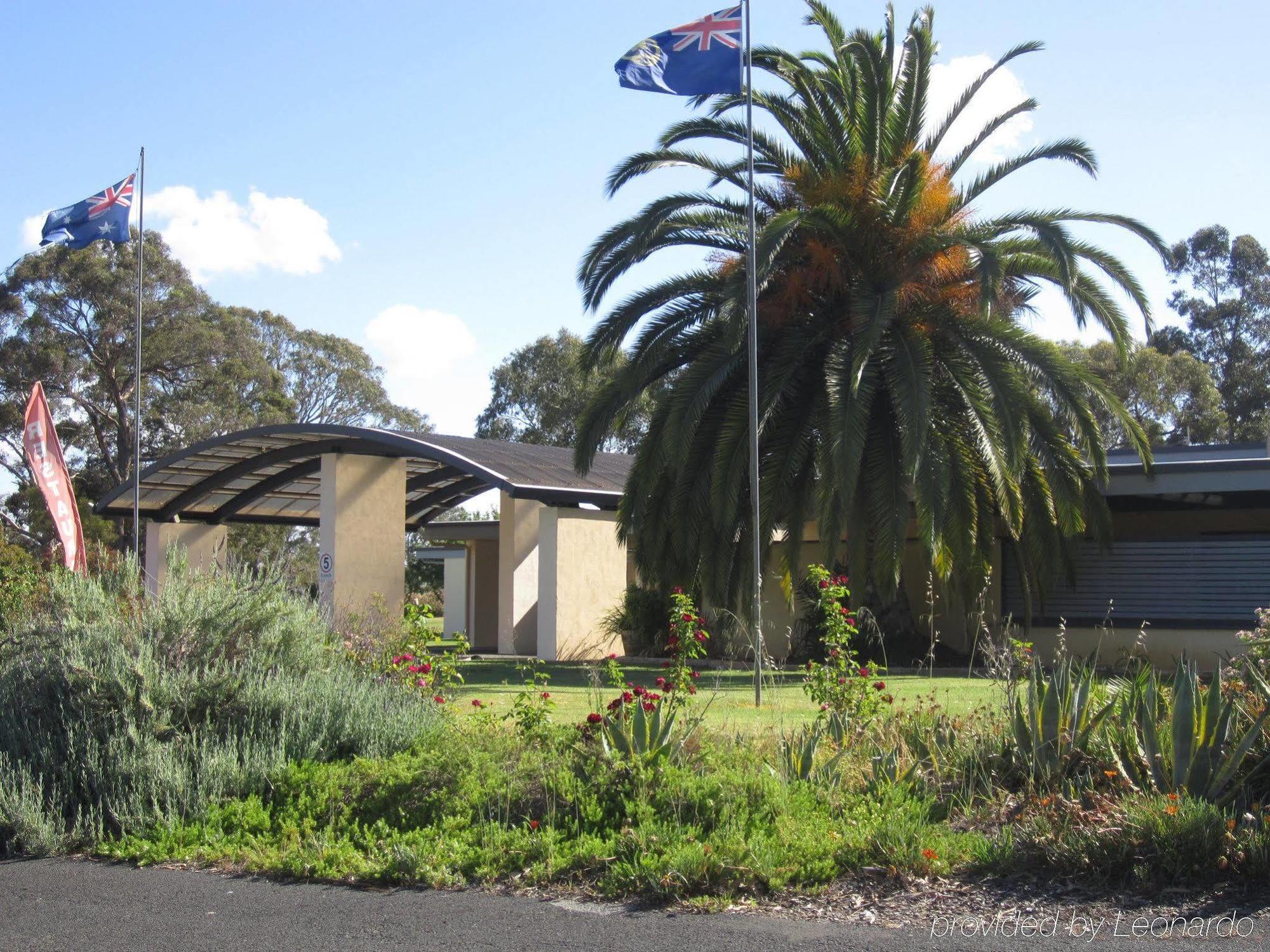 William Macintosh Motor Lodge Naracoorte Exterior photo