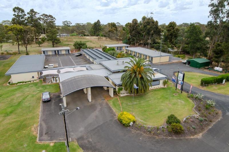 William Macintosh Motor Lodge Naracoorte Exterior photo