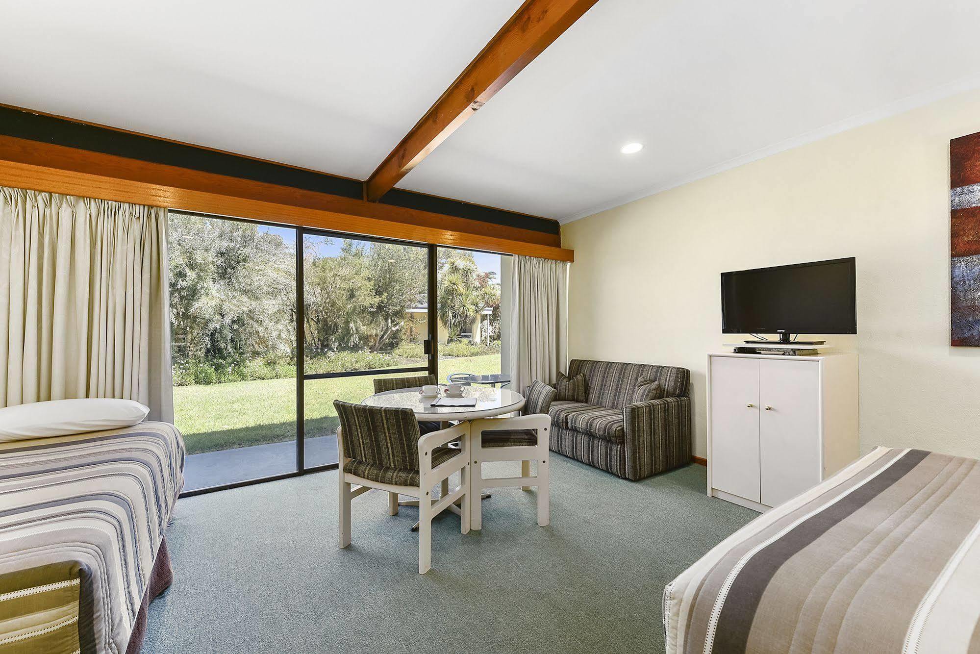 William Macintosh Motor Lodge Naracoorte Exterior photo